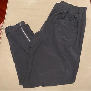 Doterra Womens Black Pants Joggers Loose Fit Size Large L EUC Causal Fitness